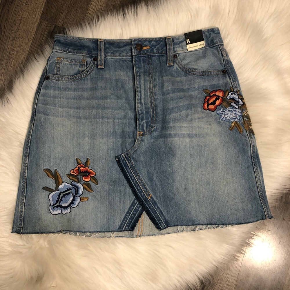 NWT Abercrombie skirt